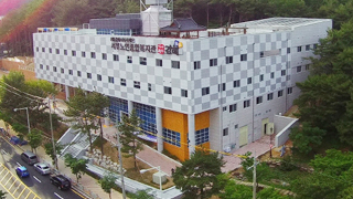 김해시서부노인종합복지관 건물 전경